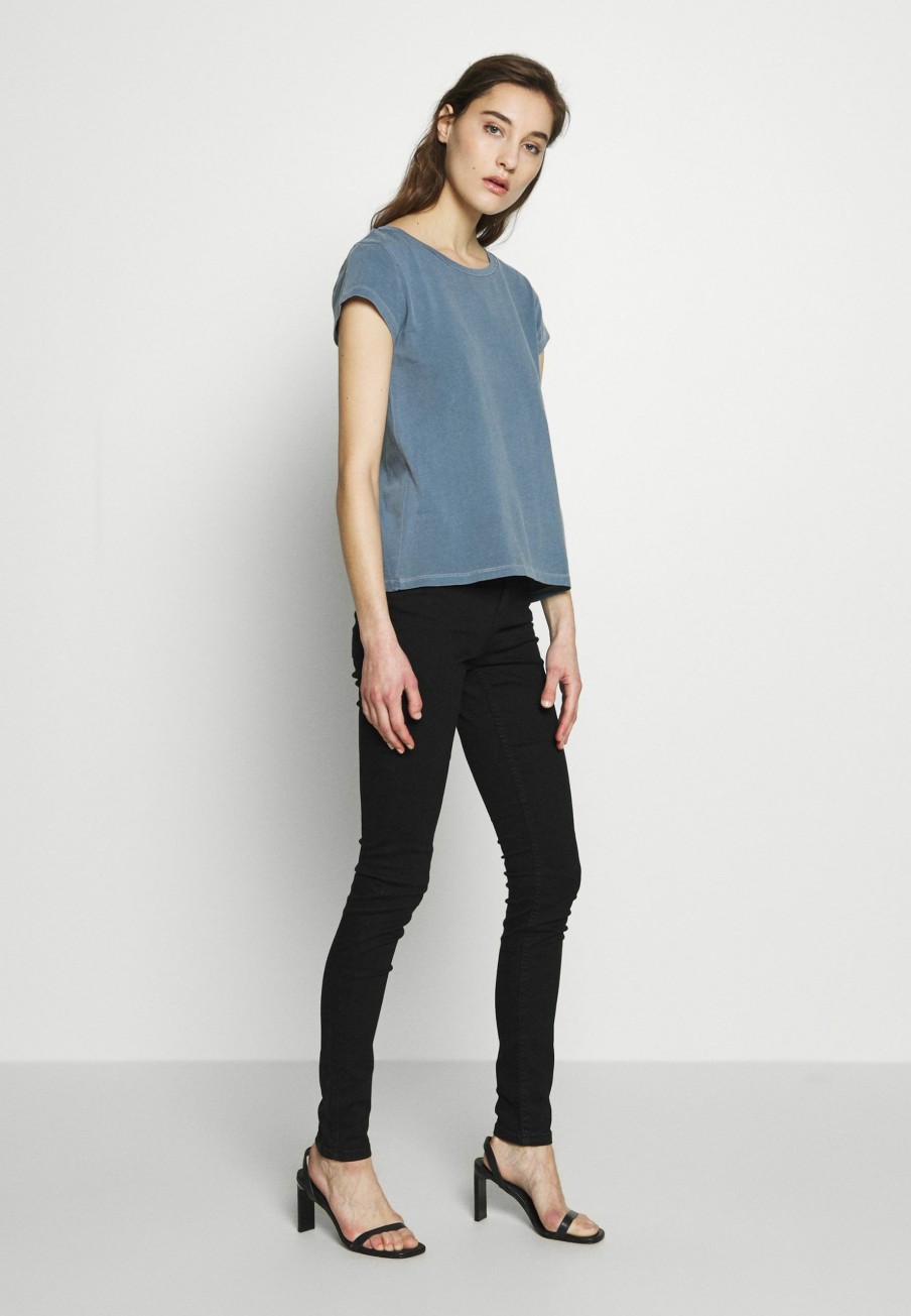 Liss Basic T-Shirt Samsoe Samsoe Best-Selling New